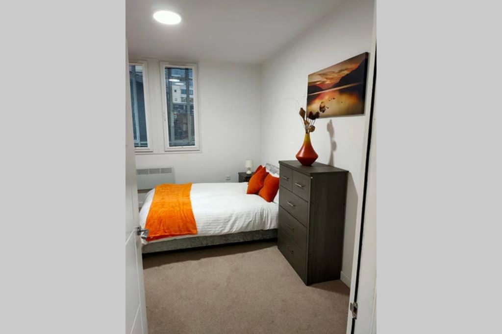 Charming And Modern 2 Bed In City Centre Apartment Nottingham